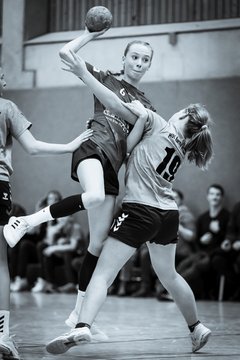 Bild 135 - wCJ HSG Kremperheide/Muensterdorf - HSG Marne/Brunsbuettel : Ergebnis: 22:10